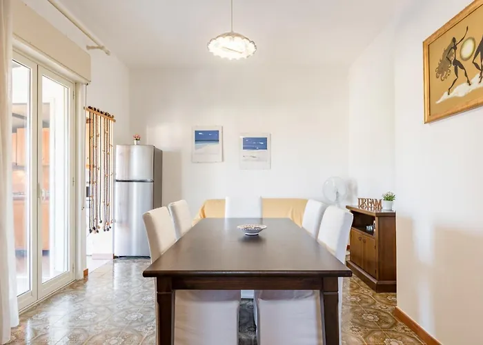 Guesthost - With Terrace Near The Sea Apartman