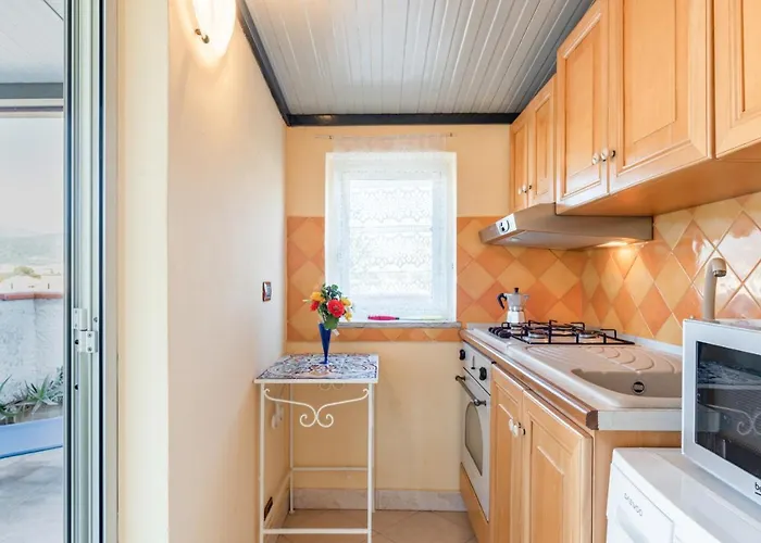 Apartman Guesthost - With Terrace Near The Sea