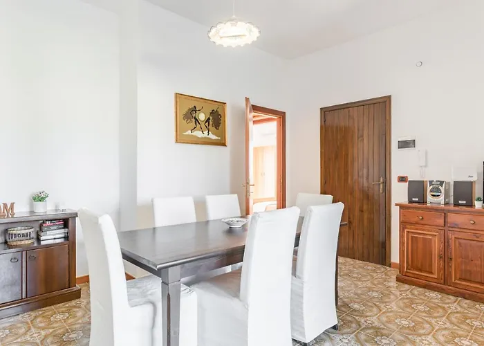 Guesthost - With Terrace Near The Sea Apartman Giardini Naxos