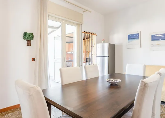 Guesthost - With Terrace Near The Sea *