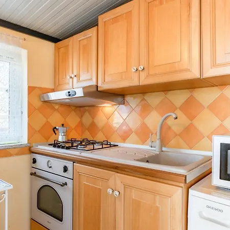 Guesthost - With Terrace Near The Sea Apartment Giardini Naxos